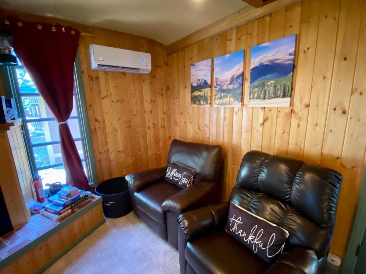 Snow Bunny Cottage, Pets Welcomed! Green Valley Lake エクステリア 写真